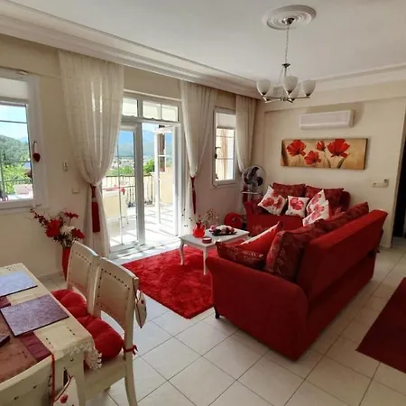 Fully Furnished Holiday Flat *