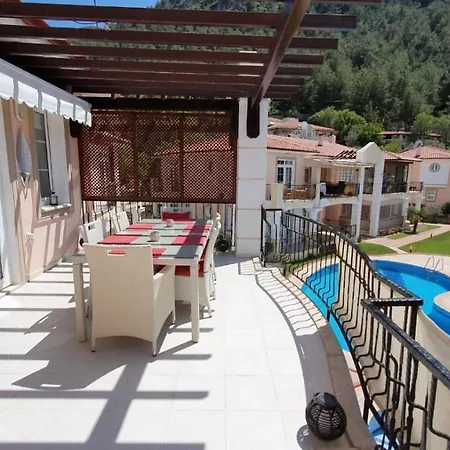 Daire Fully Furnished Holiday Flat