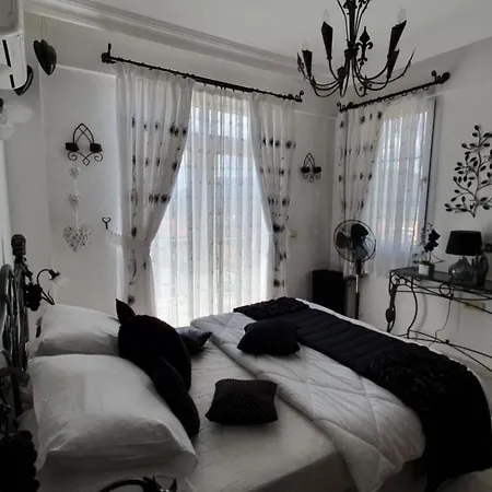 Apartamento Fully Furnished Holiday Flat