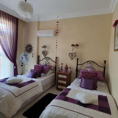 Fully Furnished Holiday Flat *